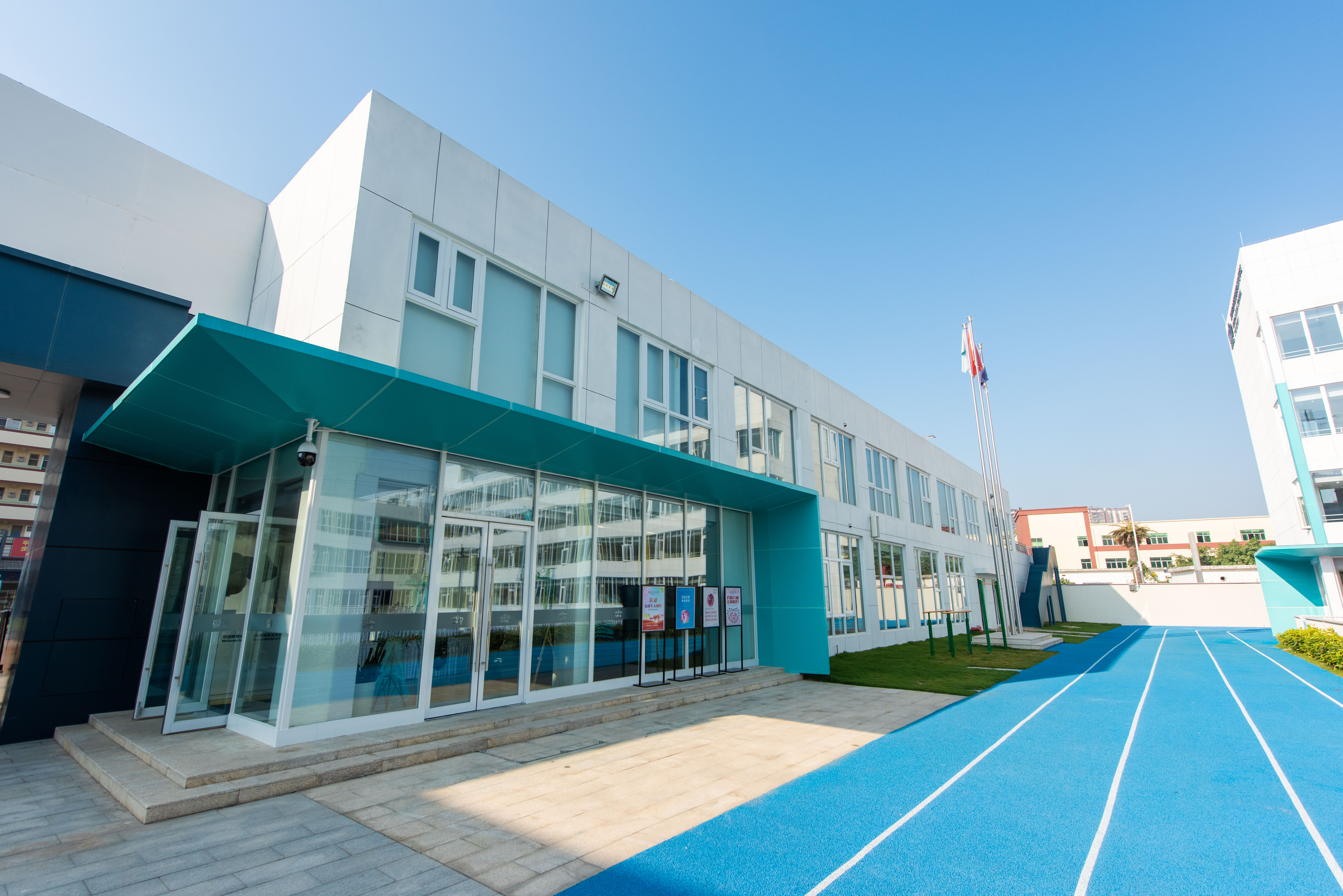 深圳市育华高级中学食堂