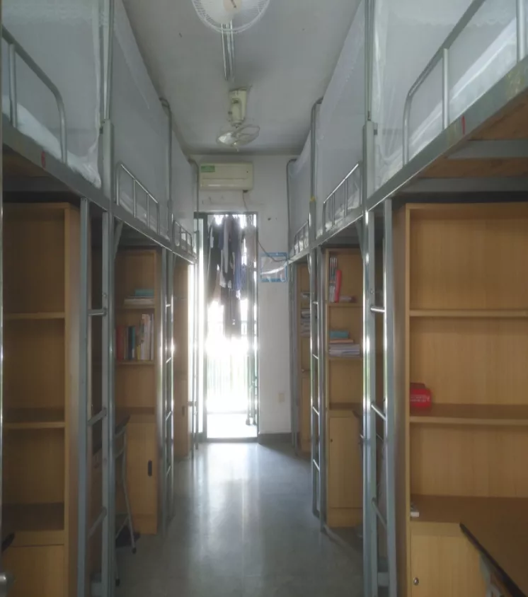 红岭中学宿舍
