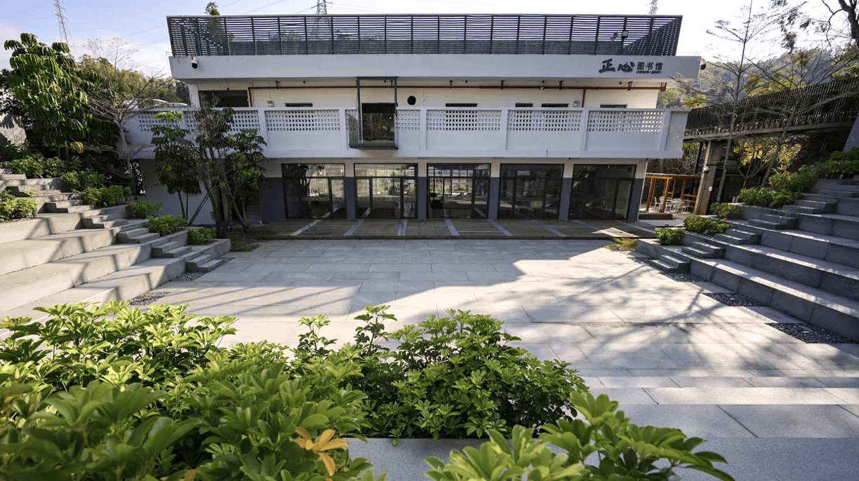 深圳明德实验学校(集团)高级中学(梅中校区)校园环境