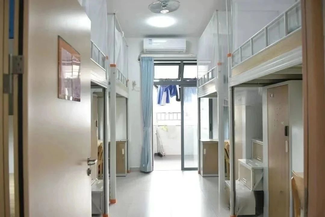 龙岗区实验高级中学宿舍