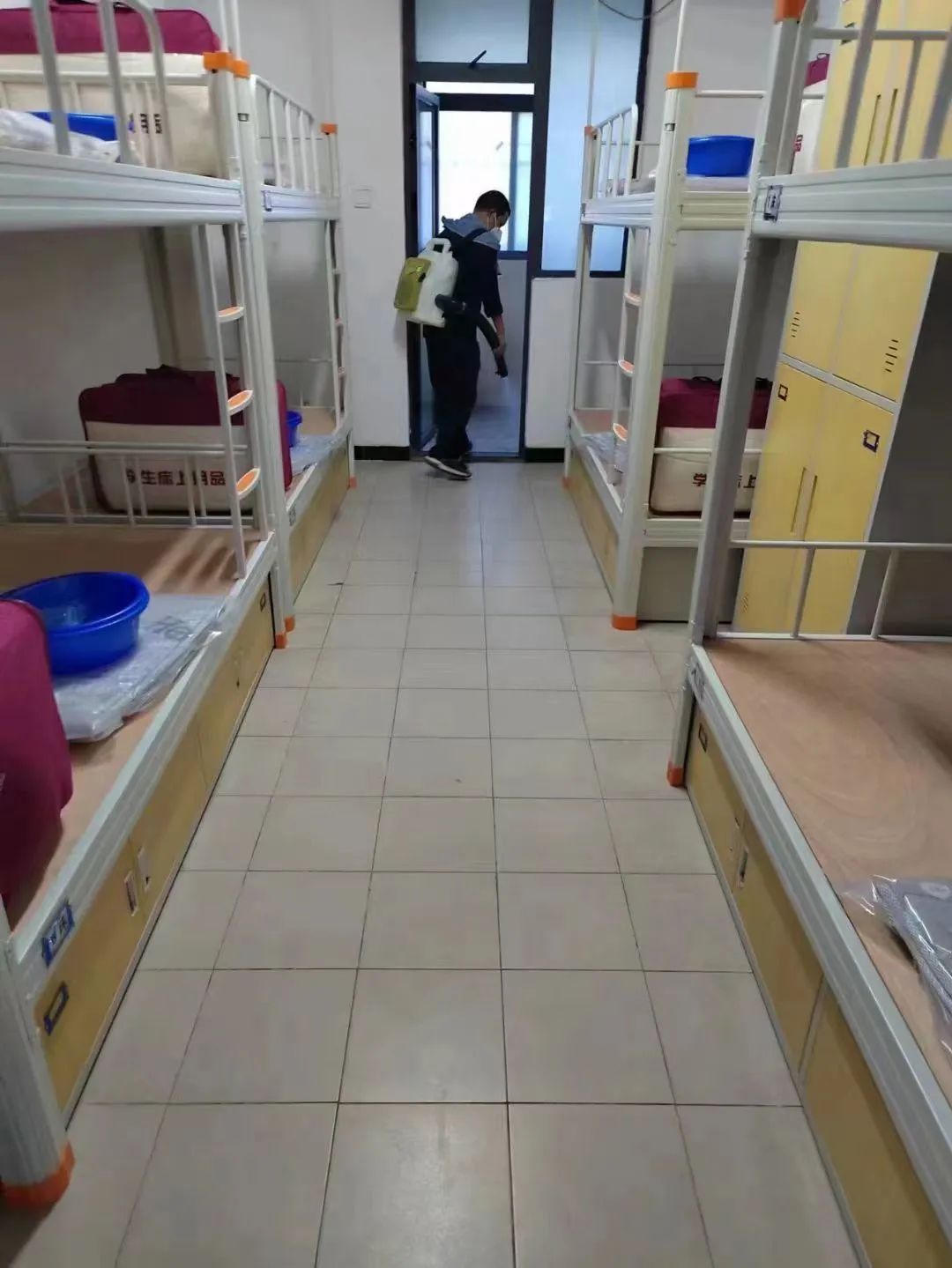 深圳市高级中学中心校区宿舍