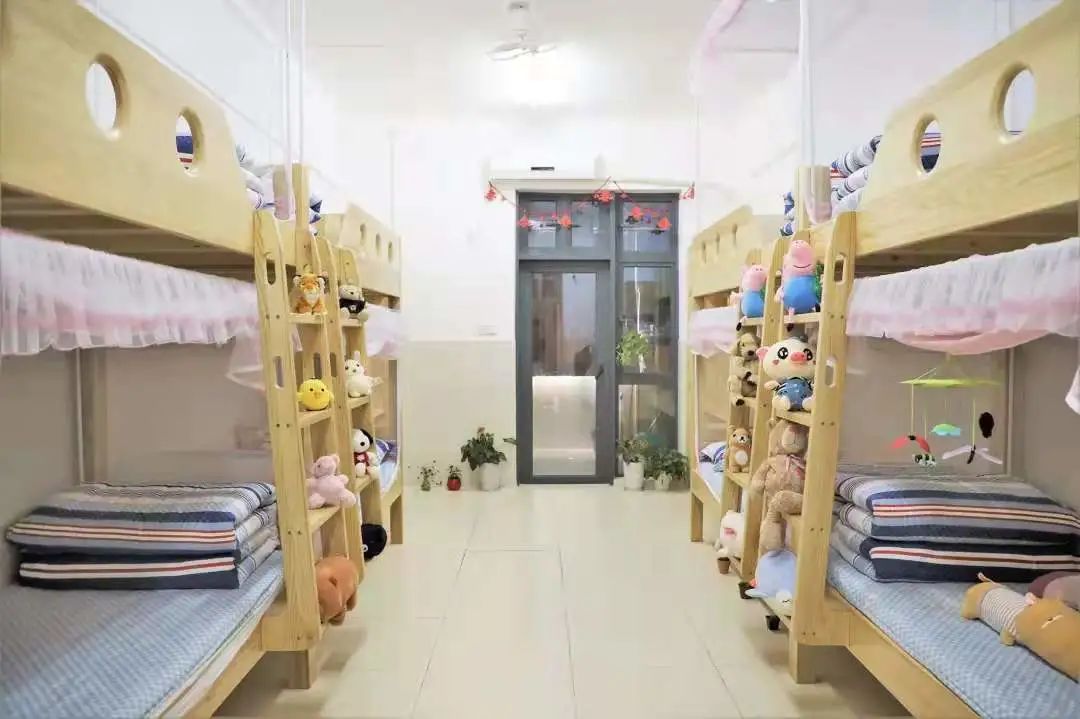 南山外国语学校(集团)高级中学宿舍