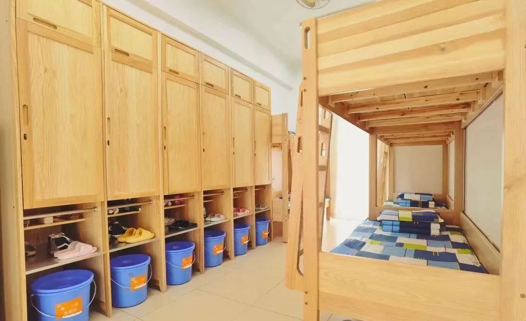 深圳第二外国语学校宿舍