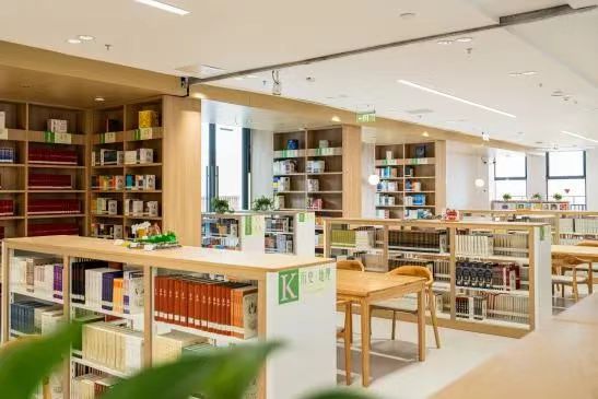 深圳中学实验高中图书馆