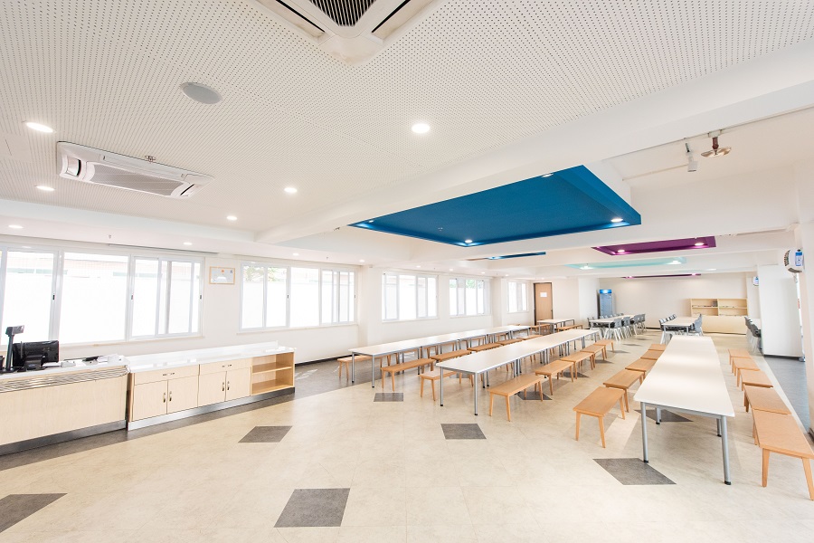 深圳市育华高级中学教室