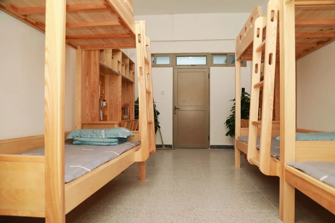 龙城高级中学宿舍
