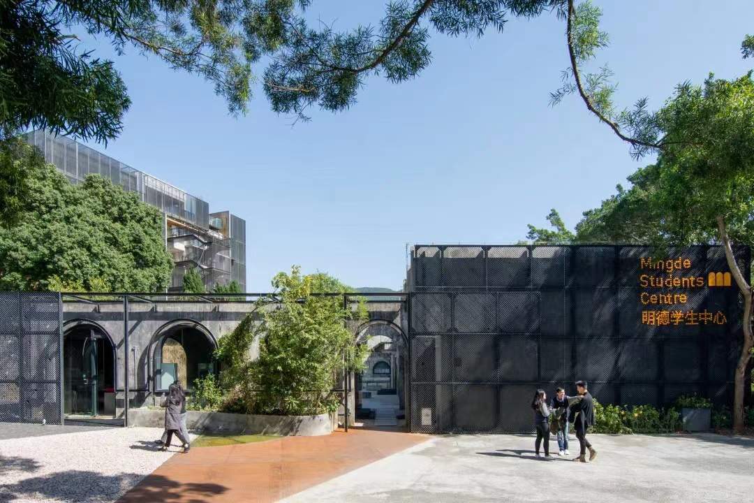 深圳明德实验学校(集团)高级中学(梅中校区)校园环境