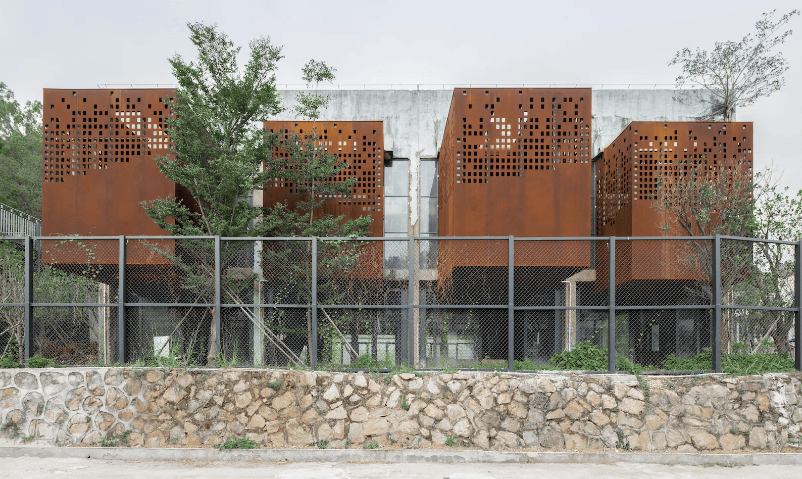 深圳明德实验学校(集团)高级中学(梅中校区)校园环境